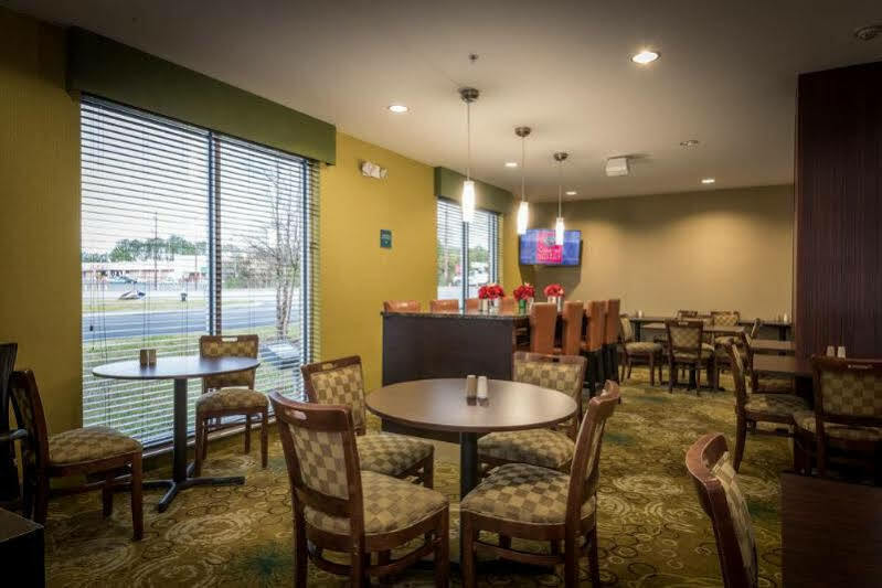 Best Western Dothan Inn & Suites Exterior photo