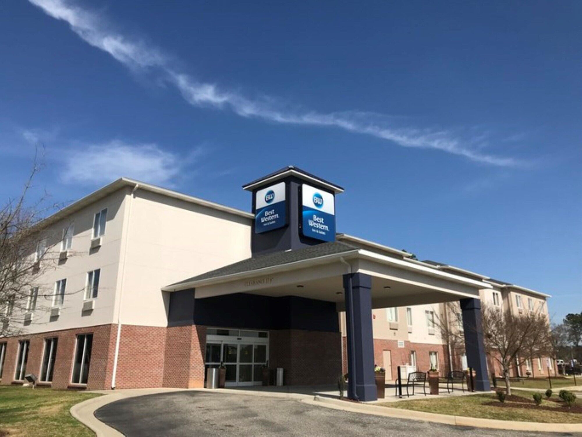 Best Western Dothan Inn & Suites Exterior photo